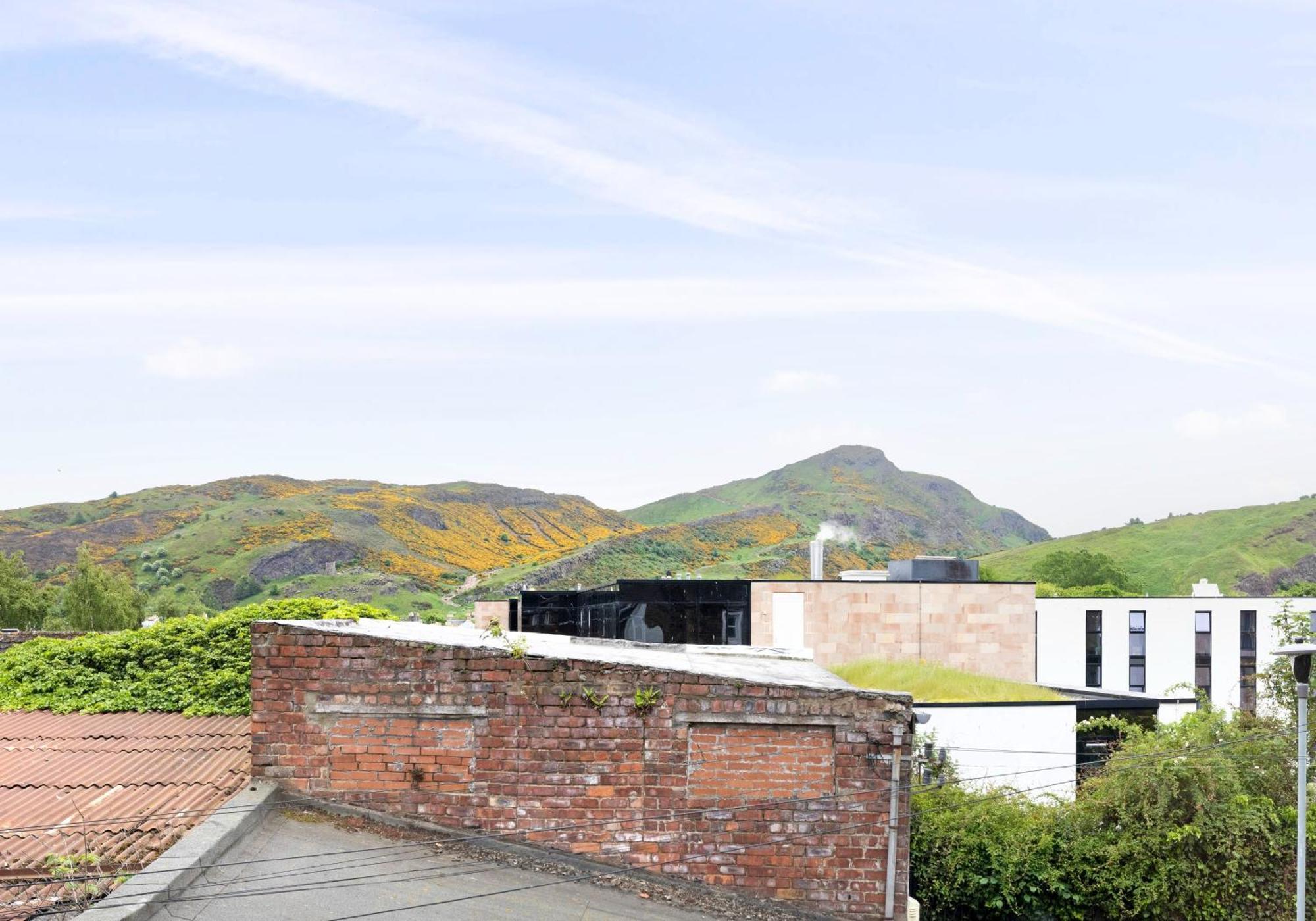Charming Studios Near Holyrood Park & Calton Hill EDI Szoba fotó